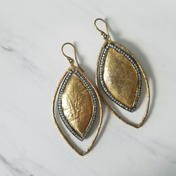 Kevia Jewelry - Kevia Marquis Drop earrings